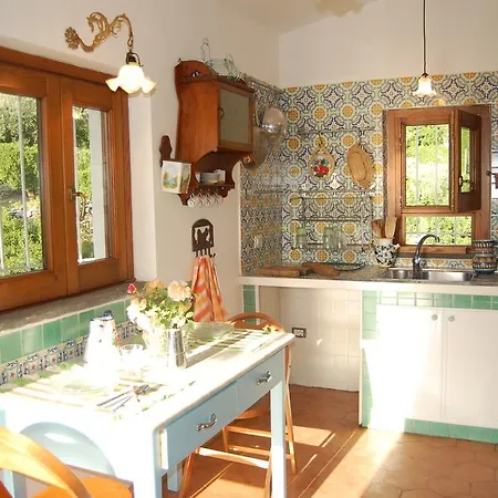 Szálloda Monticelli Mansion Casola di Napoli