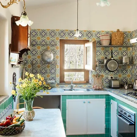 Monticelli Mansion Szálloda